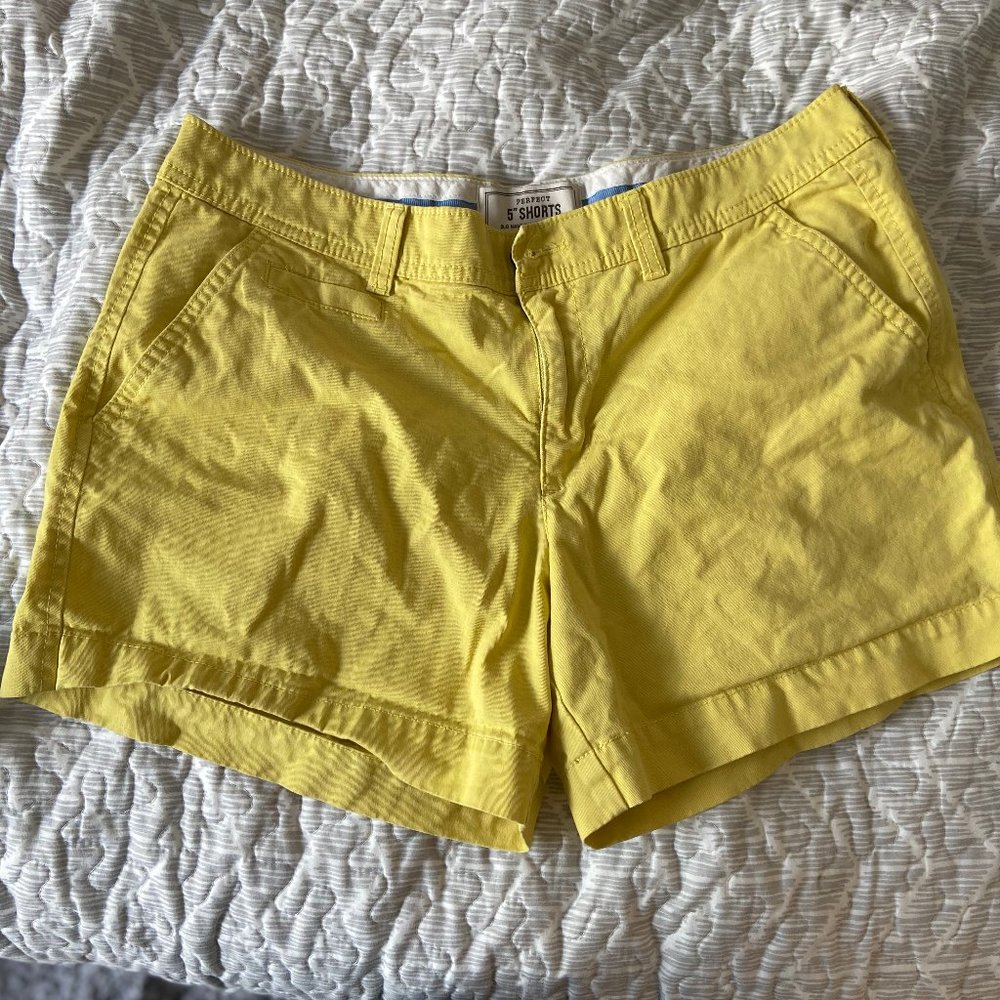 yellow shorts